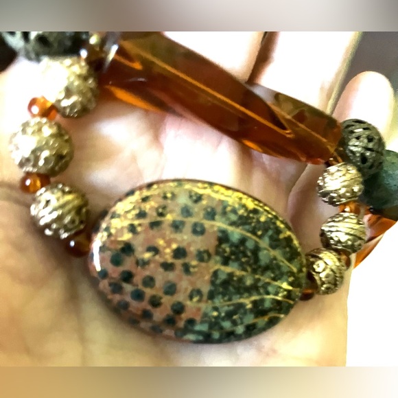 Handmade Necklace in Earth Tones - Picture 3 of 7